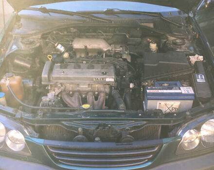 Зеленый Тойота Авенсис, объемом двигателя 1.8 л и пробегом 545 тыс. км за 2600 $, фото 6 на Automoto.ua