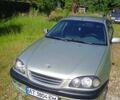 Зелений Тойота Авенсіс, об'ємом двигуна 1.76 л та пробігом 323 тис. км за 4400 $, фото 1 на Automoto.ua