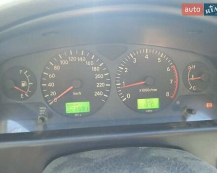 Зелений Тойота Авенсіс, об'ємом двигуна 1.76 л та пробігом 323 тис. км за 4400 $, фото 8 на Automoto.ua