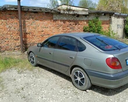 Зеленый Тойота Авенсис, объемом двигателя 2 л и пробегом 344 тыс. км за 3900 $, фото 6 на Automoto.ua