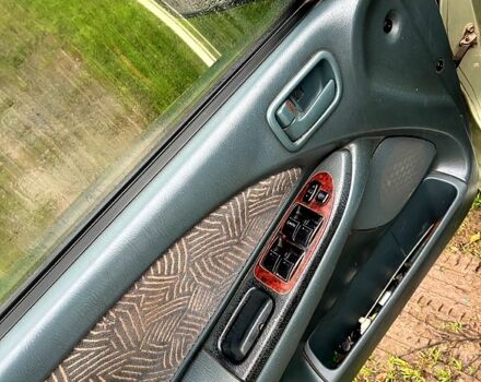 Зеленый Тойота Авенсис, объемом двигателя 1.8 л и пробегом 420 тыс. км за 2999 $, фото 6 на Automoto.ua