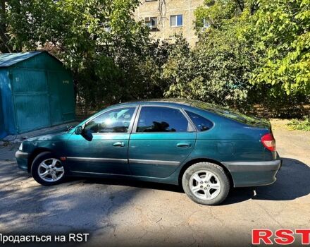 Зеленый Тойота Авенсис, объемом двигателя 2 л и пробегом 285 тыс. км за 3200 $, фото 1 на Automoto.ua