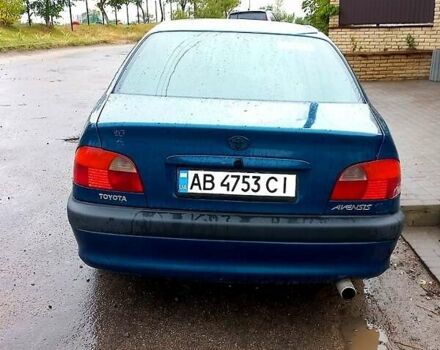 Зелений Тойота Авенсіс, об'ємом двигуна 1.6 л та пробігом 360 тис. км за 3100 $, фото 1 на Automoto.ua