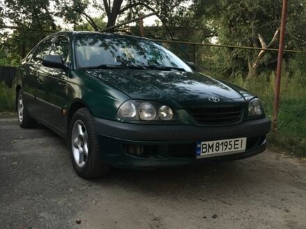 Зеленый Тойота Авенсис, объемом двигателя 1.8 л и пробегом 550 тыс. км за 2600 $, фото 1 на Automoto.ua