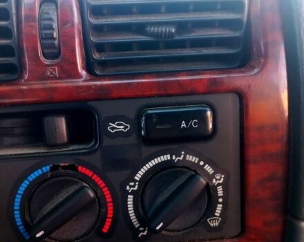 Зеленый Тойота Авенсис, объемом двигателя 1.8 л и пробегом 453 тыс. км за 2750 $, фото 1 на Automoto.ua