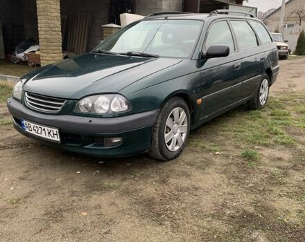 Зеленый Тойота Авенсис, объемом двигателя 2 л и пробегом 2 тыс. км за 3550 $, фото 1 на Automoto.ua