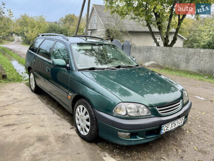 Зеленый Тойота Авенсис, объемом двигателя 2 л и пробегом 472 тыс. км за 3000 $, фото 1 на Automoto.ua