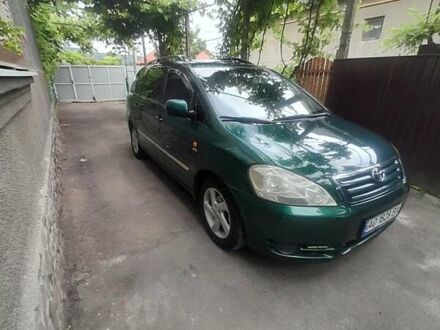 Зелений Тойота Авенсіс, об'ємом двигуна 2 л та пробігом 380 тис. км за 4200 $, фото 1 на Automoto.ua