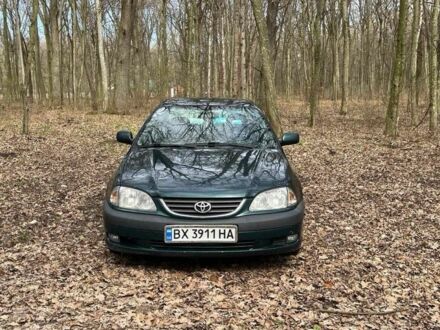 Зеленый Тойота Авенсис, объемом двигателя 1.8 л и пробегом 340 тыс. км за 3500 $, фото 1 на Automoto.ua