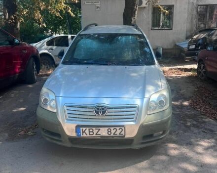 Зеленый Тойота Авенсис, объемом двигателя 2 л и пробегом 409 тыс. км за 2459 $, фото 1 на Automoto.ua