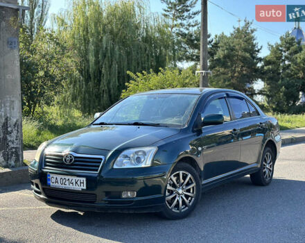 Зеленый Тойота Авенсис, объемом двигателя 2 л и пробегом 205 тыс. км за 4700 $, фото 1 на Automoto.ua