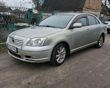 Зеленый Тойота Авенсис, объемом двигателя 1.8 л и пробегом 320 тыс. км за 4500 $, фото 1 на Automoto.ua