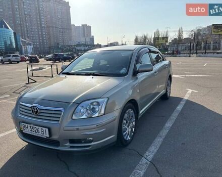 Зеленый Тойота Авенсис, объемом двигателя 1.8 л и пробегом 254 тыс. км за 5500 $, фото 1 на Automoto.ua