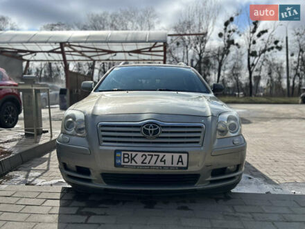 Тойота Авенсис 2006 в Ровно на Automoto.ua Зеленый Тойота Авенсис, объемом двигателя 2.2 л и пробегом 300 тыс. км за 4999 $, фото 1 на Automoto.ua