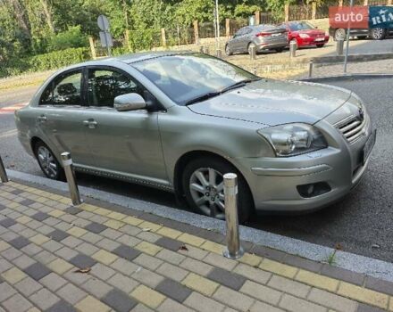 Зеленый Тойота Авенсис, объемом двигателя 2 л и пробегом 167 тыс. км за 8000 $, фото 1 на Automoto.ua