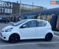 Белый Тойота Айго, объемом двигателя 1 л и пробегом 118 тыс. км за 6500 $, фото 8 на Automoto.ua