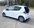 Белый Тойота Айго, объемом двигателя 1 л и пробегом 185 тыс. км за 6100 $, фото 1 на Automoto.ua