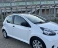 Білий Тойота Айго, об'ємом двигуна 1 л та пробігом 85 тис. км за 5400 $, фото 1 на Automoto.ua