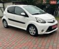 Белый Тойота Айго, объемом двигателя 1 л и пробегом 152 тыс. км за 6200 $, фото 1 на Automoto.ua