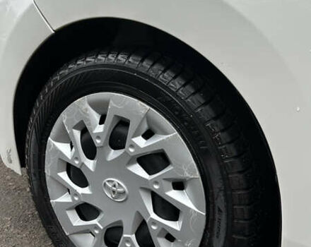 Белый Тойота Айго, объемом двигателя 1 л и пробегом 171 тыс. км за 9200 $, фото 13 на Automoto.ua