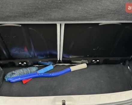 Белый Тойота Айго, объемом двигателя 1 л и пробегом 65 тыс. км за 10000 $, фото 13 на Automoto.ua