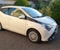 Белый Тойота Айго, объемом двигателя 1 л и пробегом 127 тыс. км за 11000 $, фото 1 на Automoto.ua