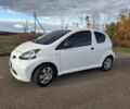 Белый Тойота Айго, объемом двигателя 1 л и пробегом 111 тыс. км за 5000 $, фото 5 на Automoto.ua