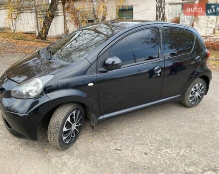 Черный Тойота Айго, объемом двигателя 1 л и пробегом 198 тыс. км за 4100 $, фото 11 на Automoto.ua