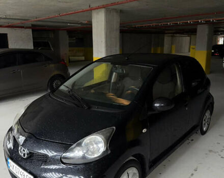 Чорний Тойота Айго, об'ємом двигуна 1 л та пробігом 167 тис. км за 6200 $, фото 3 на Automoto.ua