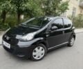 Чорний Тойота Айго, об'ємом двигуна 1 л та пробігом 200 тис. км за 4785 $, фото 1 на Automoto.ua