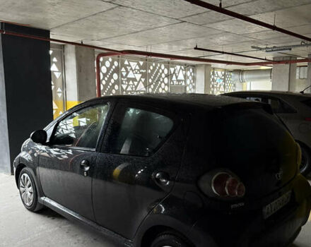 Чорний Тойота Айго, об'ємом двигуна 1 л та пробігом 167 тис. км за 6200 $, фото 6 на Automoto.ua