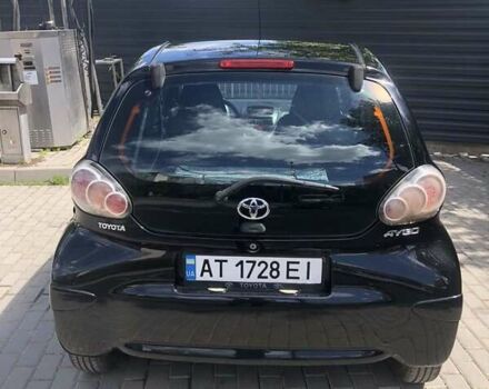 Чорний Тойота Айго, об'ємом двигуна 1 л та пробігом 170 тис. км за 4550 $, фото 5 на Automoto.ua