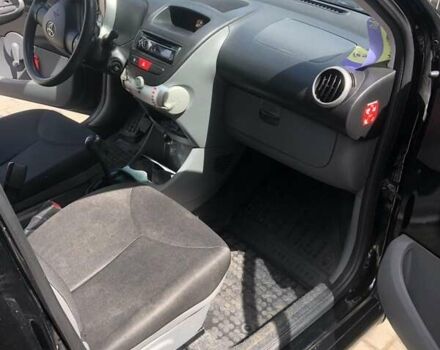 Чорний Тойота Айго, об'ємом двигуна 1 л та пробігом 170 тис. км за 4550 $, фото 7 на Automoto.ua