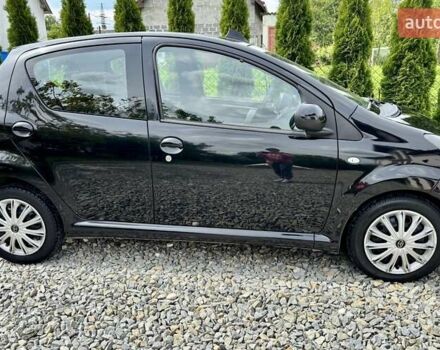 Чорний Тойота Айго, об'ємом двигуна 1 л та пробігом 167 тис. км за 5150 $, фото 2 на Automoto.ua