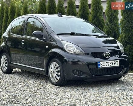 Чорний Тойота Айго, об'ємом двигуна 1 л та пробігом 167 тис. км за 5150 $, фото 1 на Automoto.ua