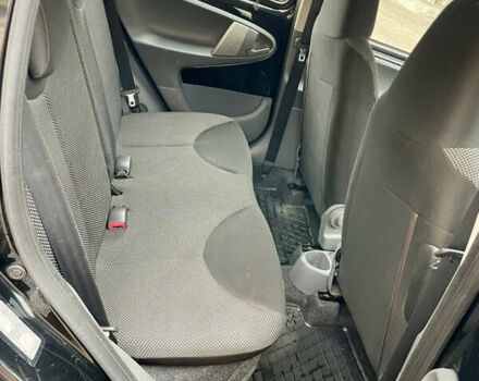 Черный Тойота Айго, объемом двигателя 1 л и пробегом 135 тыс. км за 4900 $, фото 6 на Automoto.ua