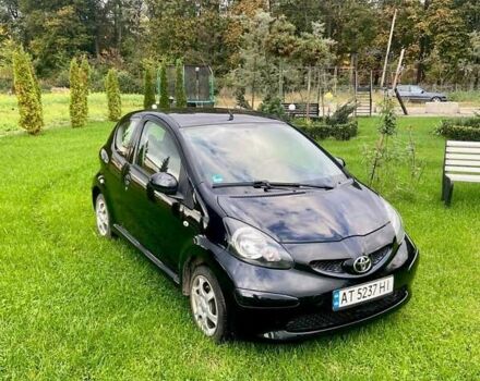 Чорний Тойота Айго, об'ємом двигуна 1 л та пробігом 235 тис. км за 3900 $, фото 1 на Automoto.ua