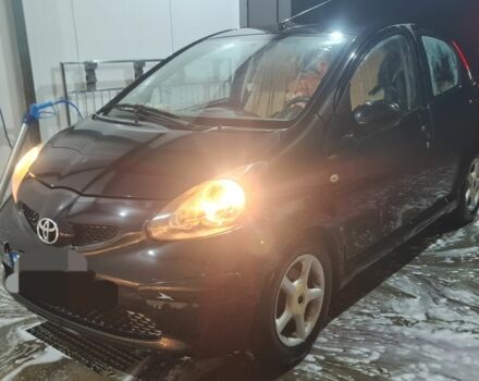 Черный Тойота Айго, объемом двигателя 0 л и пробегом 220 тыс. км за 4972 $, фото 1 на Automoto.ua