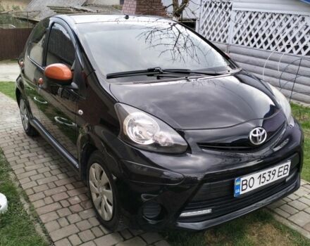 Черный Тойота Айго, объемом двигателя 1 л и пробегом 180 тыс. км за 6200 $, фото 1 на Automoto.ua