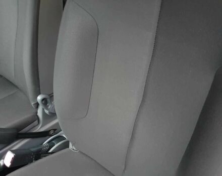 Красный Тойота Айго, объемом двигателя 1 л и пробегом 150 тыс. км за 4600 $, фото 4 на Automoto.ua