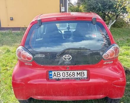 Червоний Тойота Айго, об'ємом двигуна 1 л та пробігом 130 тис. км за 4800 $, фото 5 на Automoto.ua
