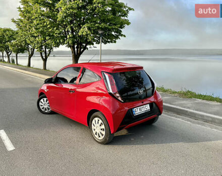 Красный Тойота Айго, объемом двигателя 1 л и пробегом 140 тыс. км за 7500 $, фото 22 на Automoto.ua
