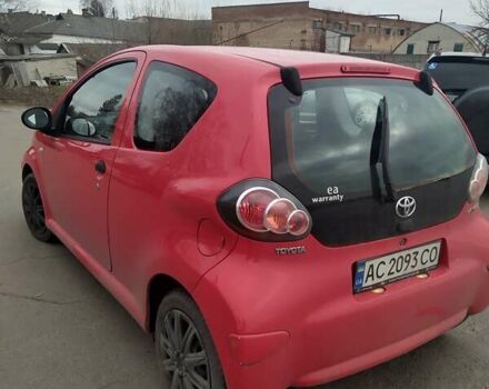 Тойота Айго 2009 в Ковель на Automoto.ua Красный Тойота Айго, объемом двигателя 1 л и пробегом 131 тыс. км за 4235 $, фото 2 на Automoto.ua