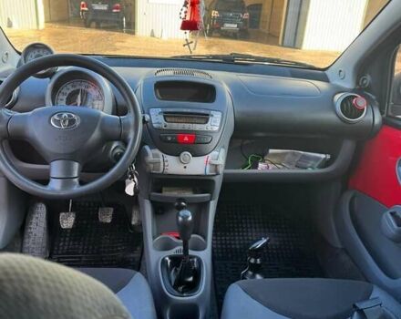 Тойота Айго, объемом двигателя 1 л и пробегом 220 тыс. км за 4300 $, фото 11 на Automoto.ua