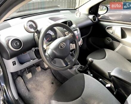 Тойота Айго, объемом двигателя 1 л и пробегом 155 тыс. км за 4400 $, фото 3 на Automoto.ua