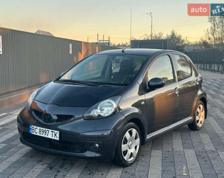Тойота Айго, об'ємом двигуна 1 л та пробігом 170 тис. км за 4000 $, фото 1 на Automoto.ua