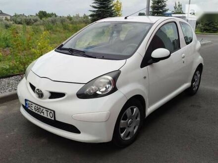Тойота Айго, объемом двигателя 1 л и пробегом 69 тыс. км за 5700 $, фото 1 на Automoto.ua
