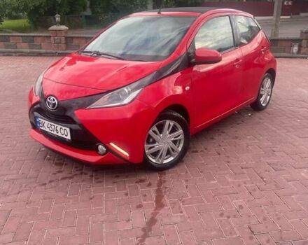 Тойота Айго, объемом двигателя 1 л и пробегом 95 тыс. км за 8500 $, фото 1 на Automoto.ua
