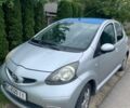 Серый Тойота Айго, объемом двигателя 1 л и пробегом 195 тыс. км за 4100 $, фото 1 на Automoto.ua