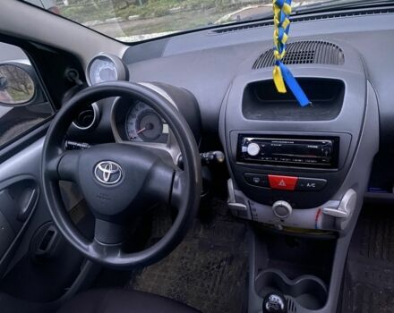 Сірий Тойота Айго, об'ємом двигуна 0 л та пробігом 300 тис. км за 4100 $, фото 5 на Automoto.ua